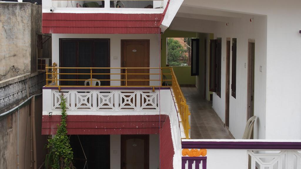 Silver Moon Guest House Mahabalipuram Exterior photo