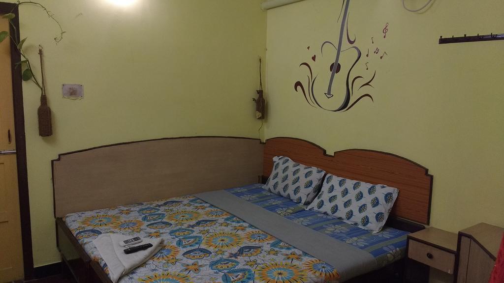 Silver Moon Guest House Mahabalipuram Exterior photo